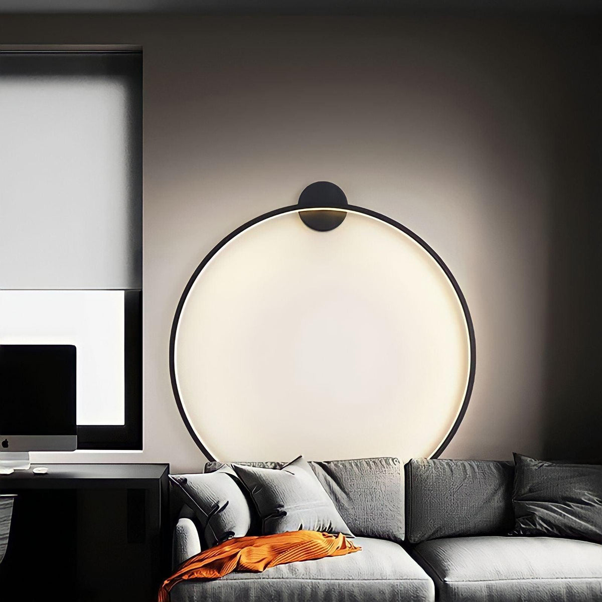 Applique murale anneau LED classique noire ou dorée, vue 3