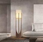 Lampadaire japonais à socle en bois de noyer ou hêtre