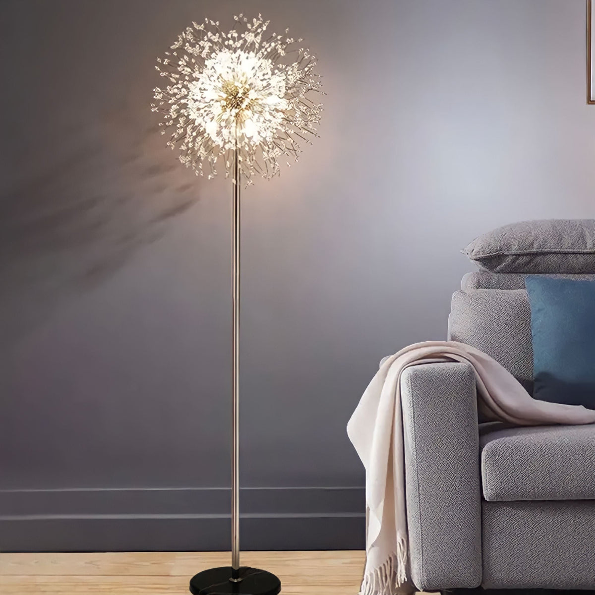 Lampadaire marbre et cristal K9 en forme de pissenlit, vue 2