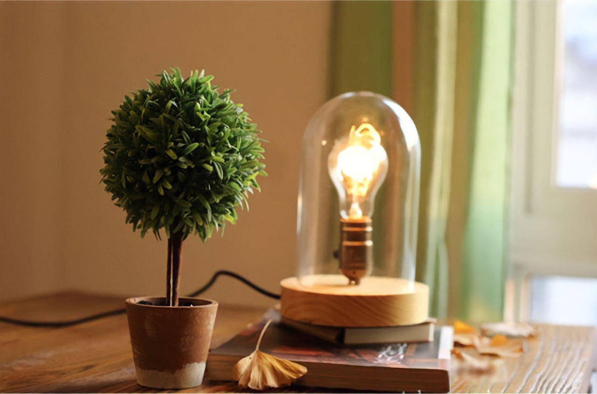 Lampe à poser en bois et verre au style minimaliste, vue 3