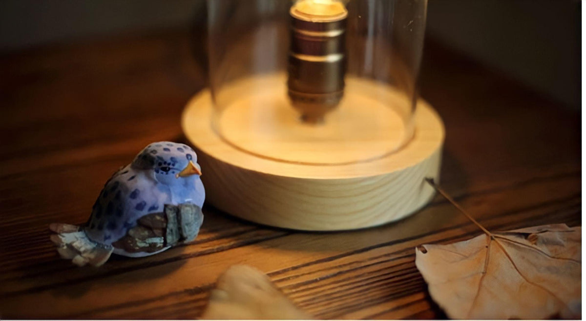 Lampe à poser en bois et verre au style minimaliste, vue 4
