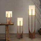 Lampe à poser wabi-sabi en bois de noyer ou de hêtre