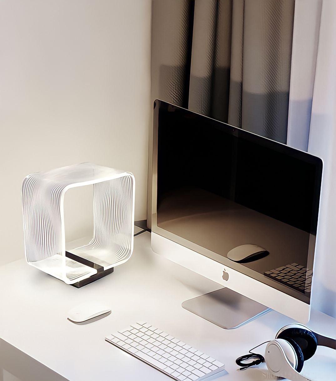 Lampe de chevet cube LED en acrylique, socle noir, vue 3