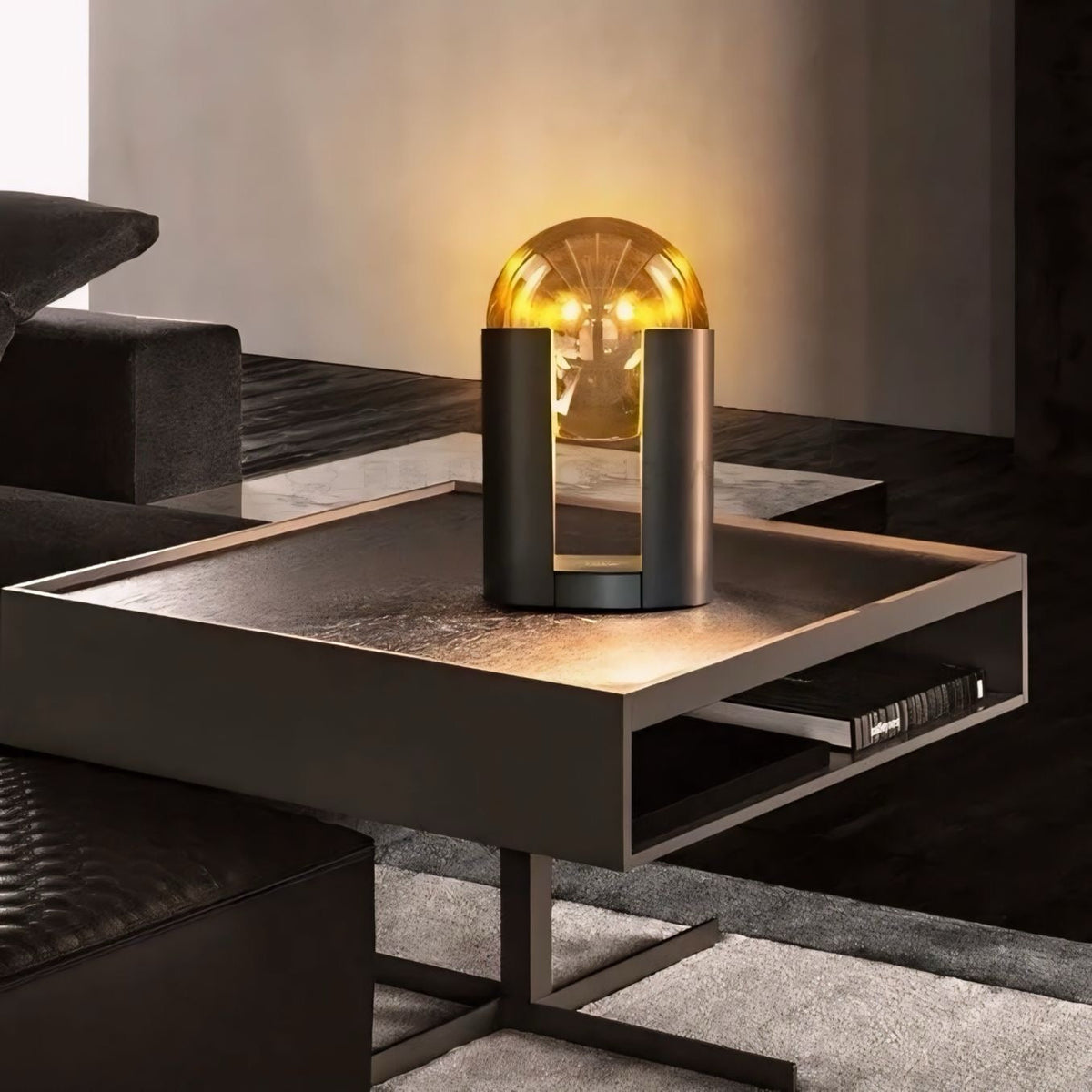 Lampe de chevet design à globe de verre sur pied noir