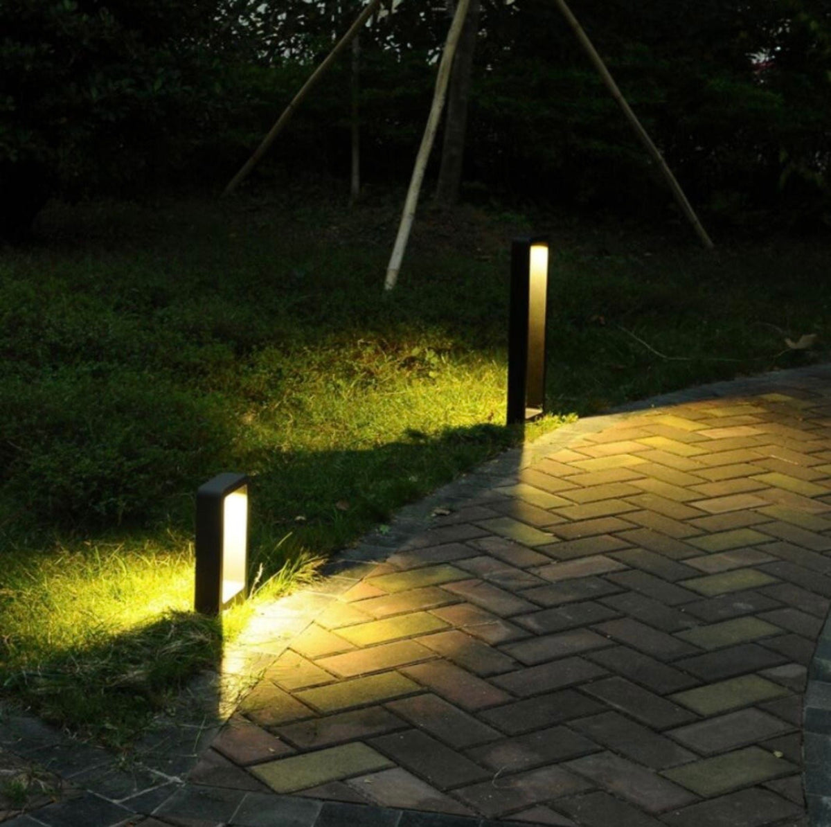 Lampe de jardin LED IP68 avec piquet ou fixation à visser, vue 5