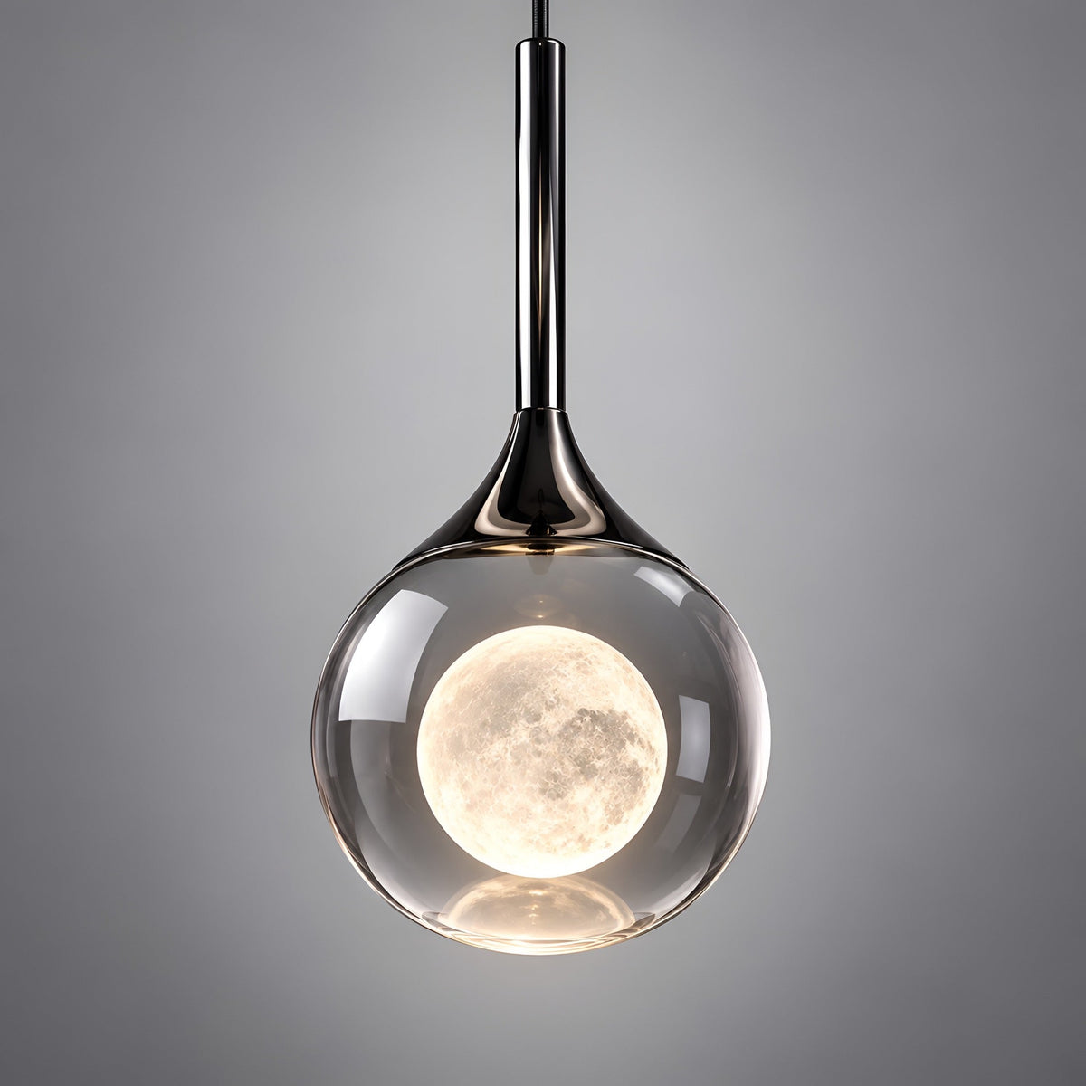 Lustre boule en verre fumé à cœur effet lune, vue 2