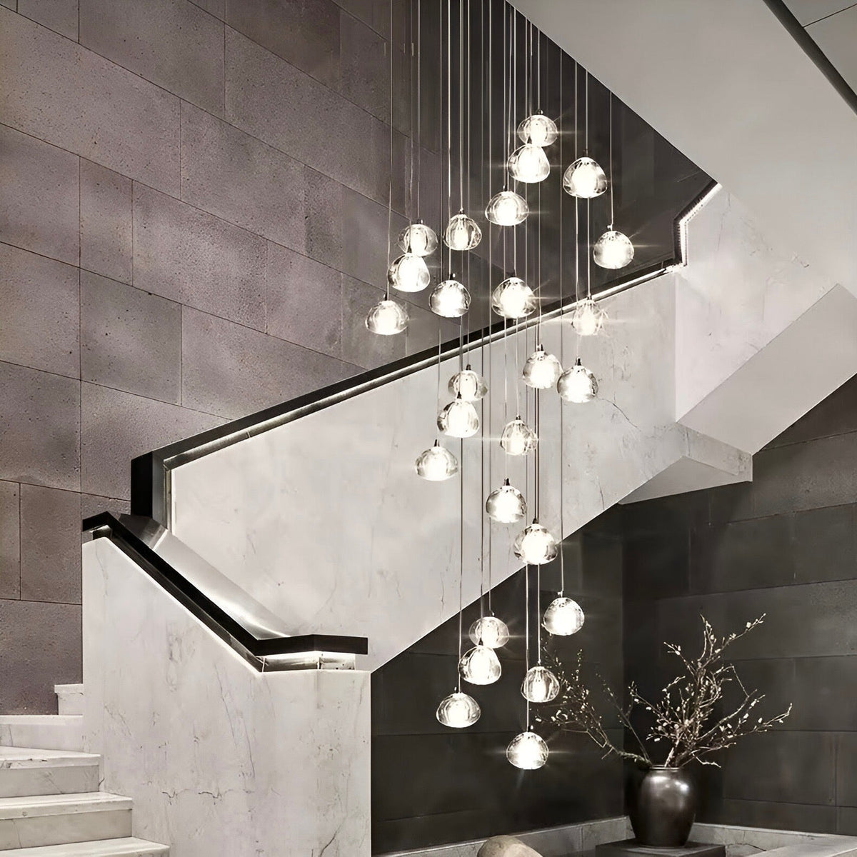 Lustre cristal K9 aux éléments en forme de cœur Fondera