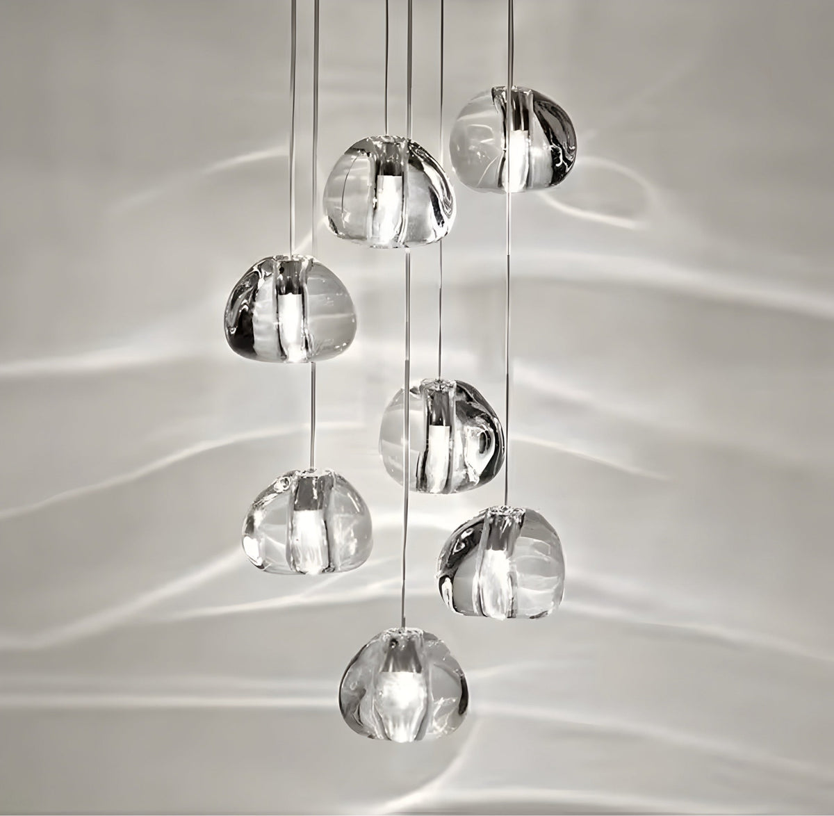 Lustre cristal K9 aux éléments en forme de cœur Fondera, vue 3