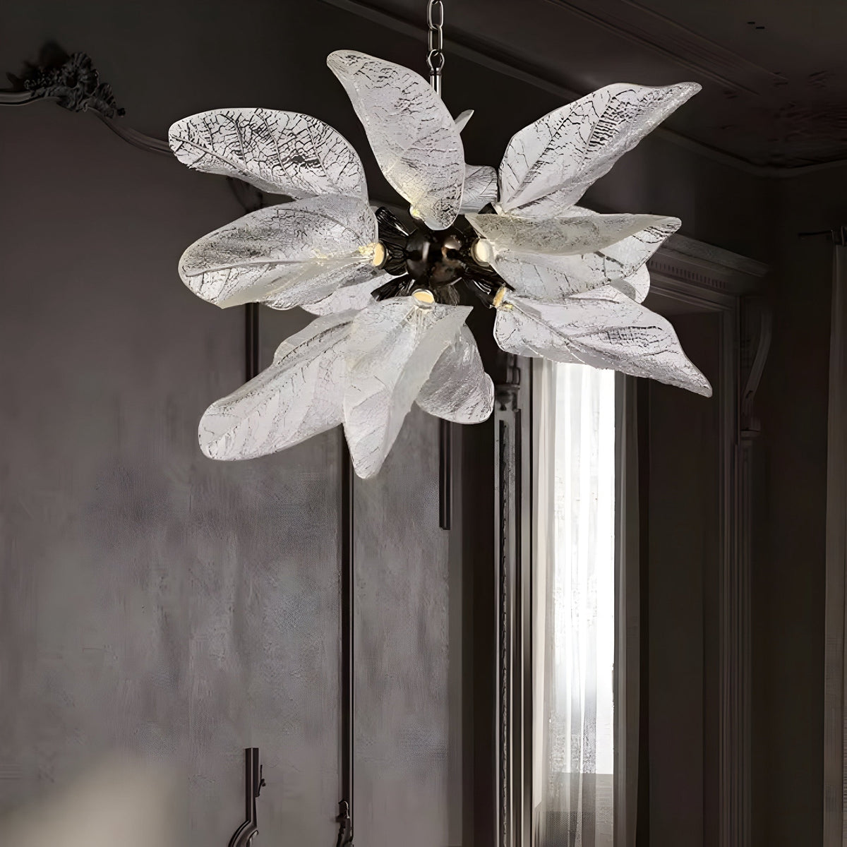 Lustre cristal noir en forme de fleurs, chaîne apparente, vue 4