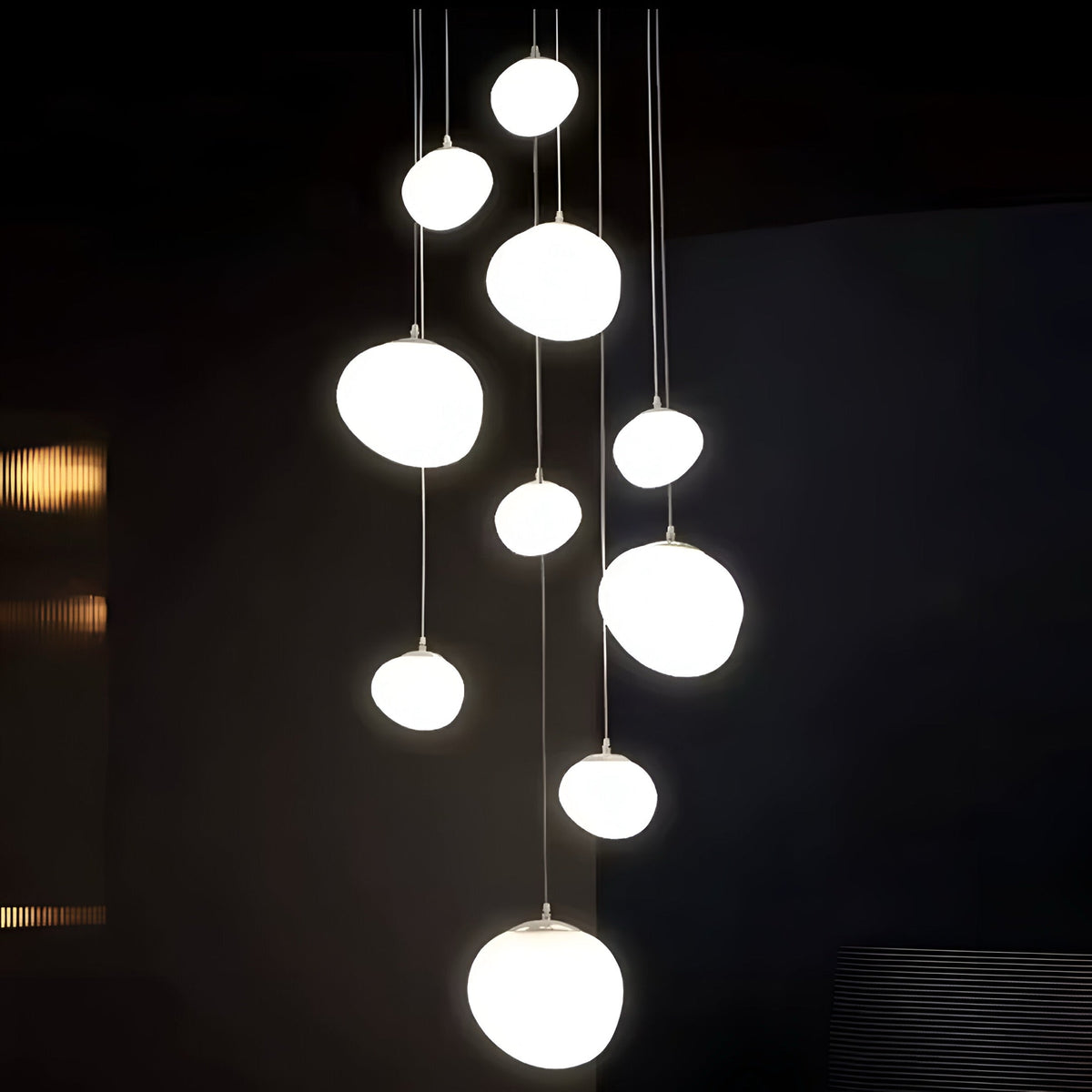 Lustre pierre à galets lumineux en acrylique dépoli