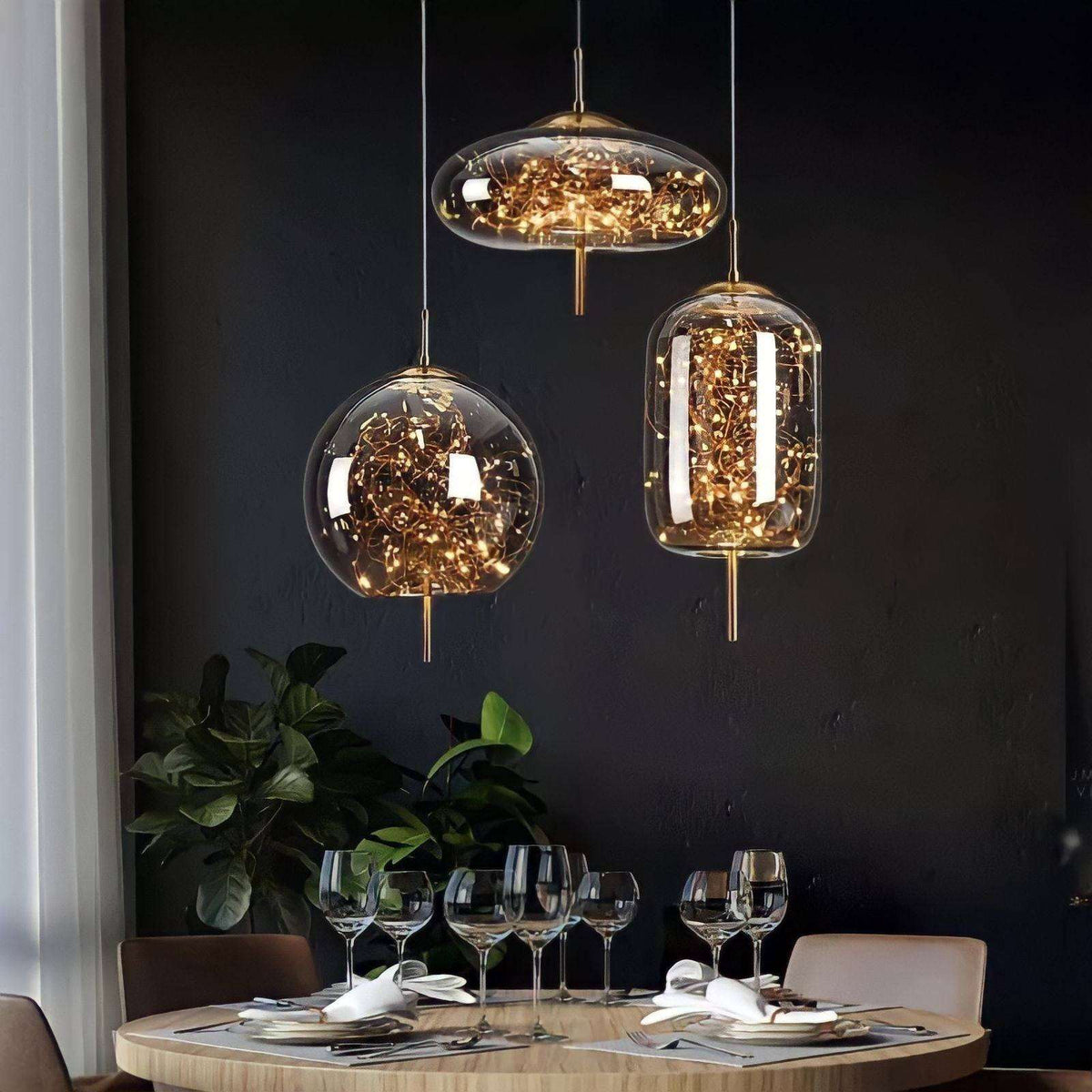 Suspension boule en verre fumé effet ciel étoilé Myios, vue 3