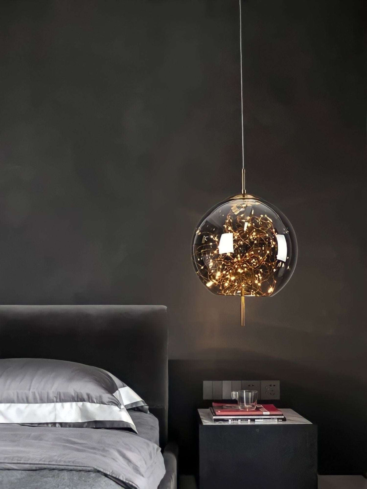 Suspension boule en verre fumé effet ciel étoilé Myios, vue 5