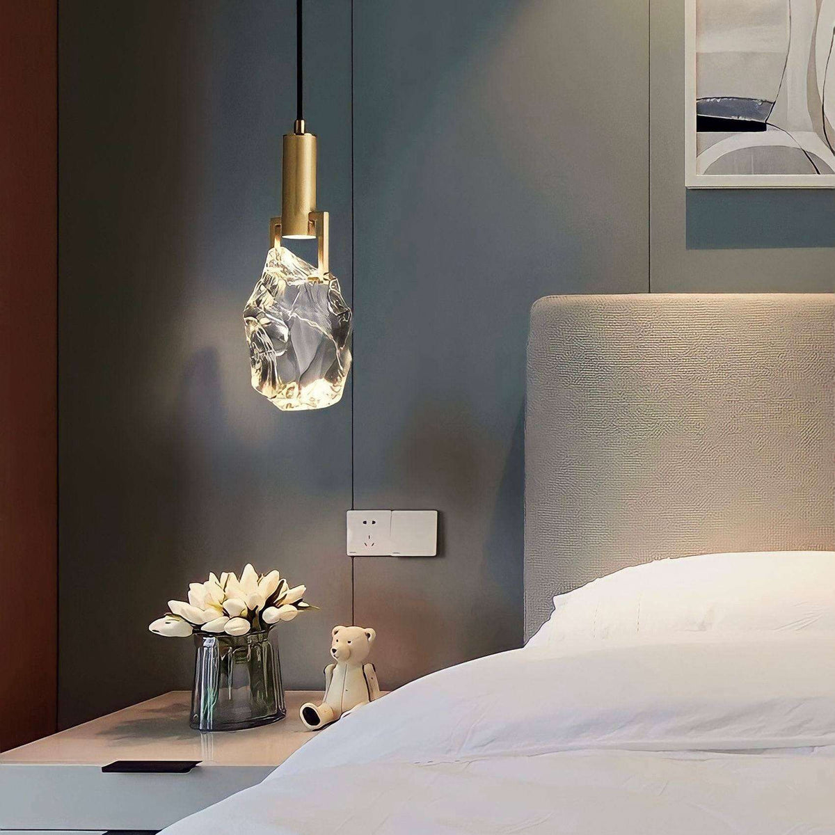 Suspension cristal brut K9 doré, pièce unique de 12 cm, vue 2