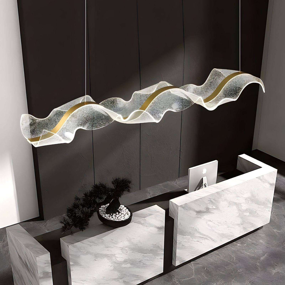 Suspension design courbe en acrylique texturé Telesio, vue 5