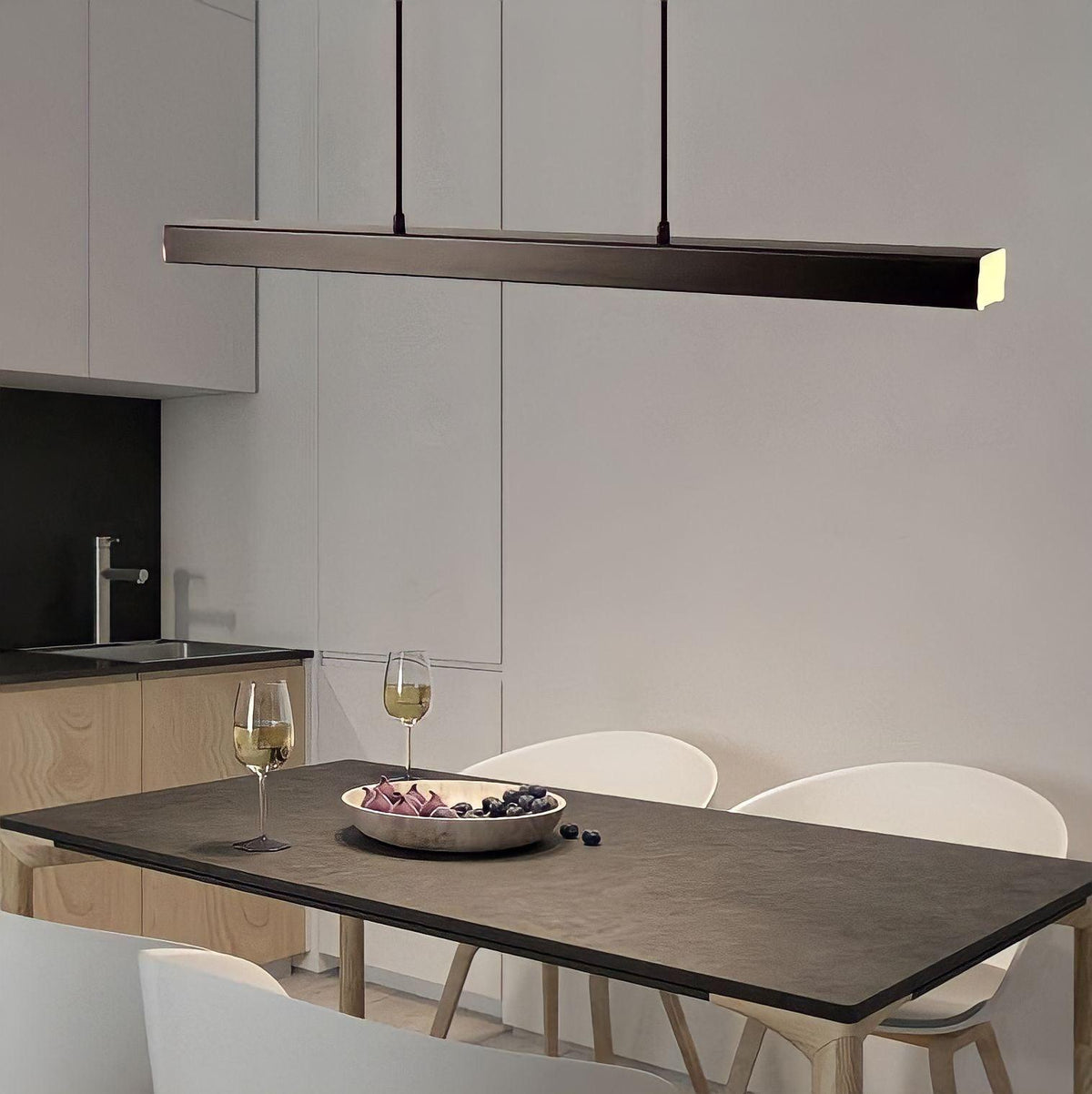 Suspension design LED longue pour table à manger, noire ou brune, vue 3