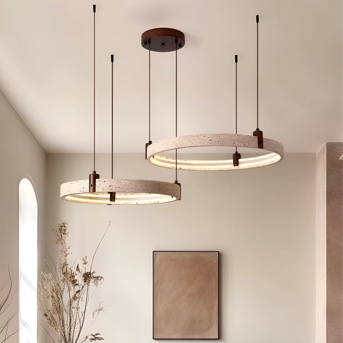 Suspension travertin à anneaux et bois, LED réglable