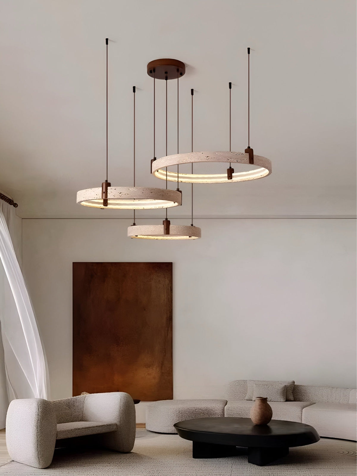 Suspension travertin à anneaux et bois, LED réglable, vue 3