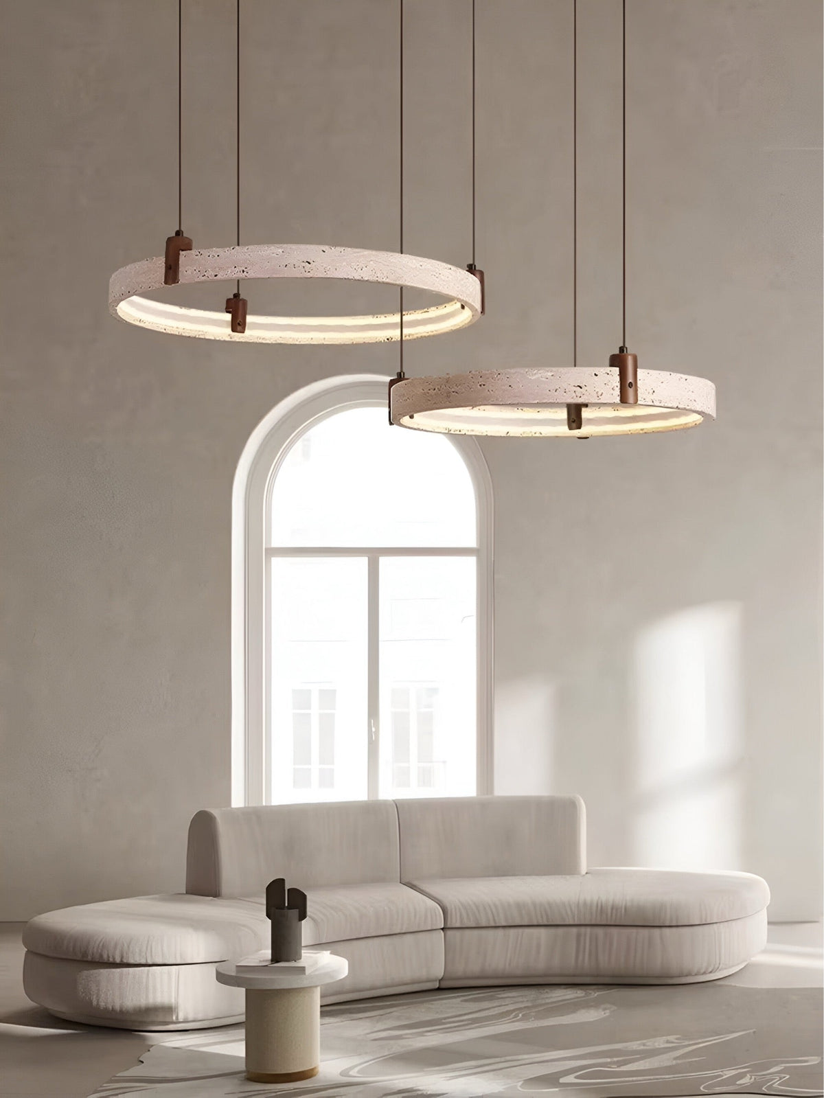 Suspension travertin à anneaux et bois, LED réglable, vue 5